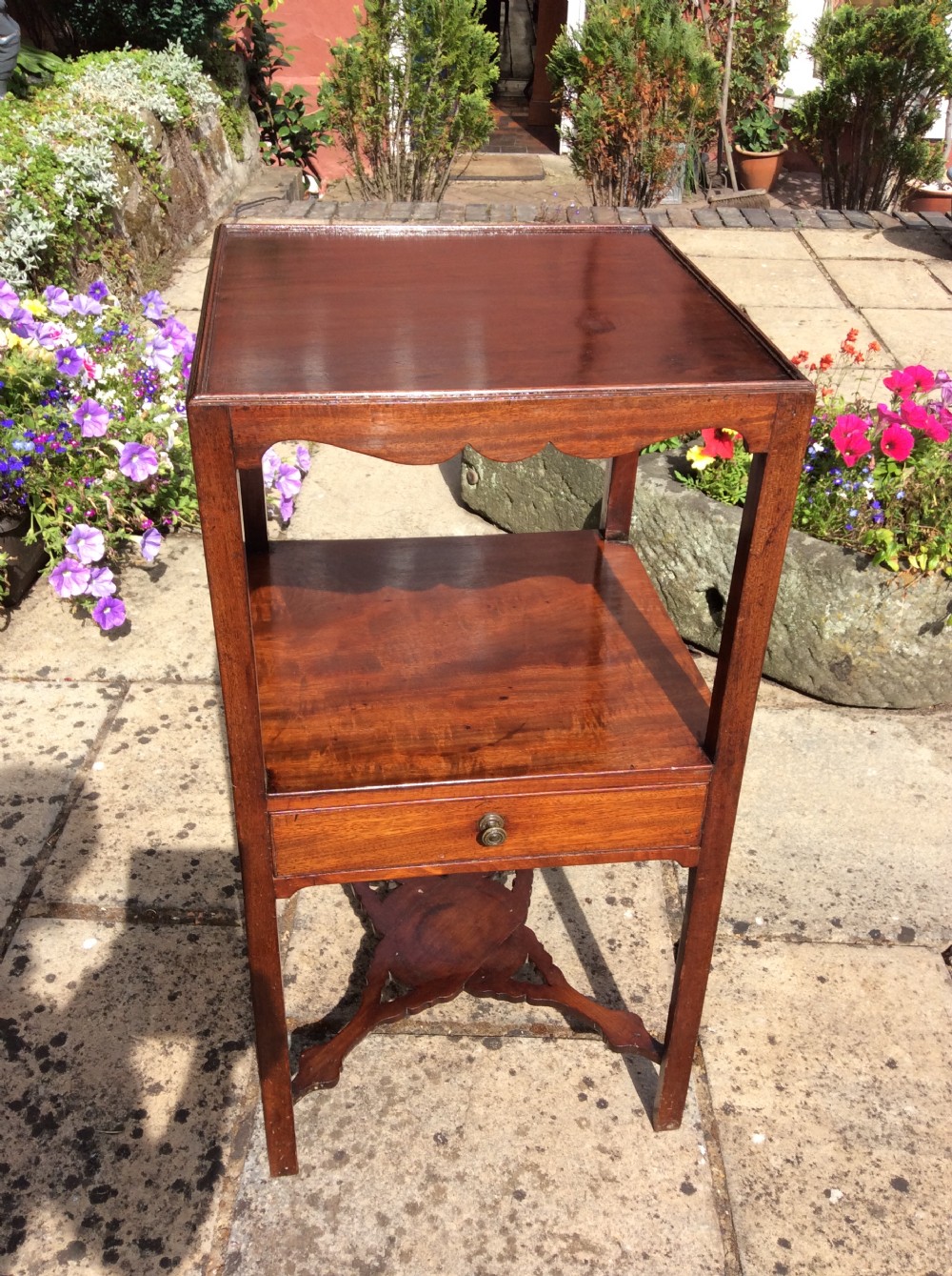 Georgian bedside washstand  View II