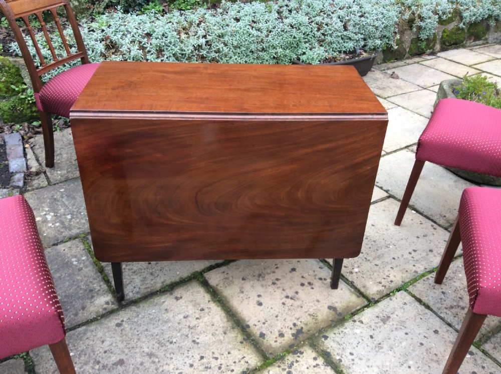 Small Georgian mahogany dining table View III
