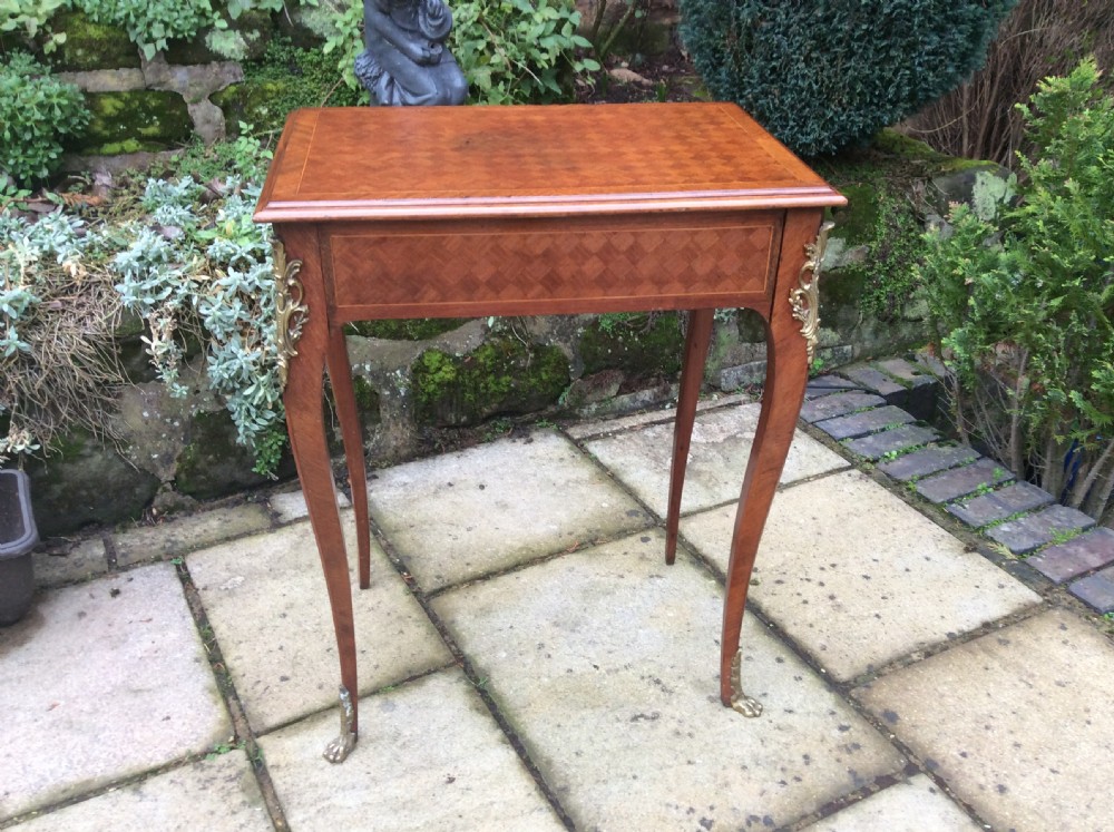 Small French side table View VII