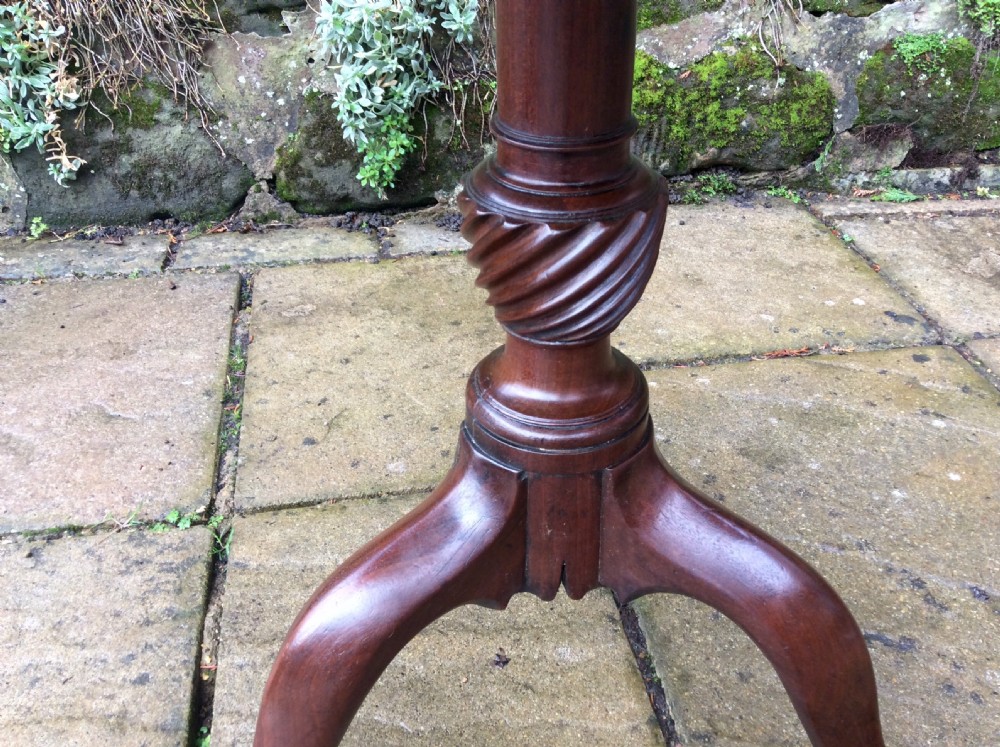 Superb Georgian tripod table View X