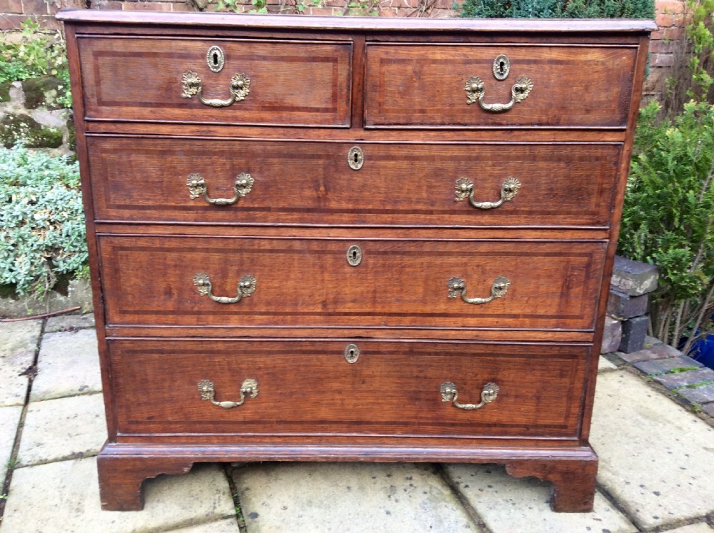 Early Georgian oak chest of drawers View IV