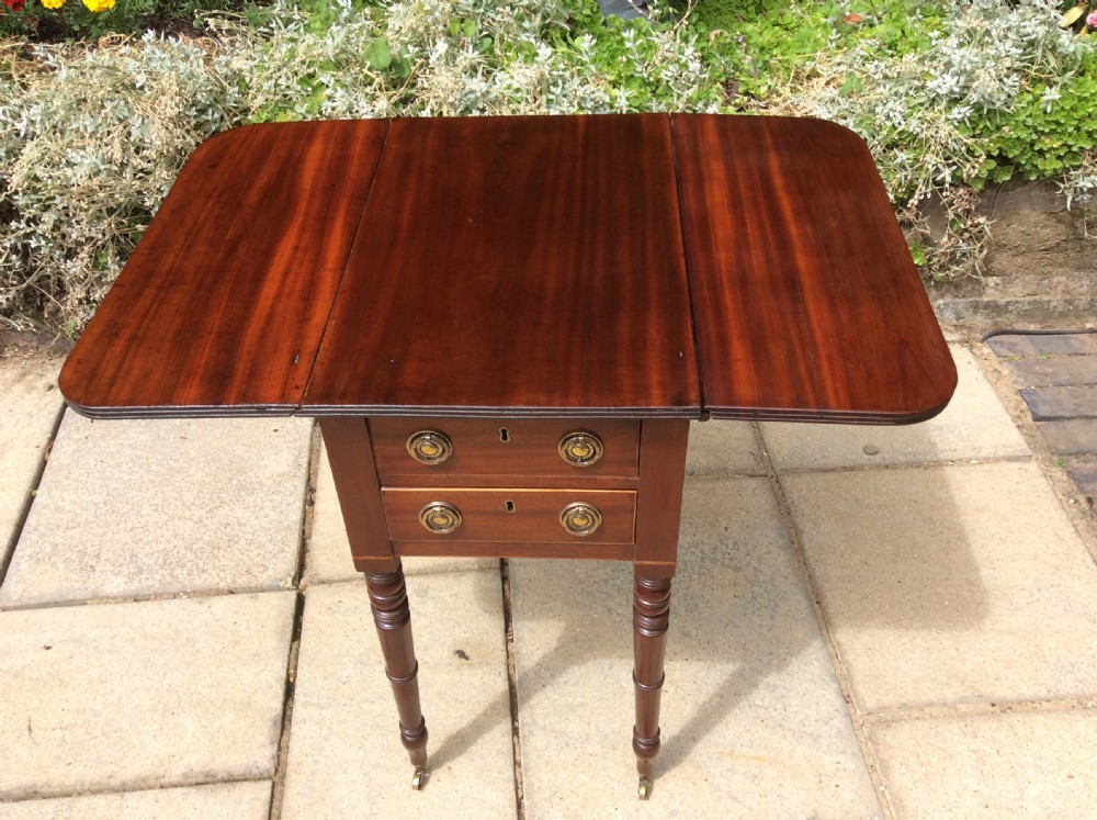 Small Regency Pembroke work or lamp table  View VI