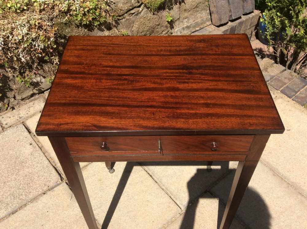 Small mahogany side work table View VIII
