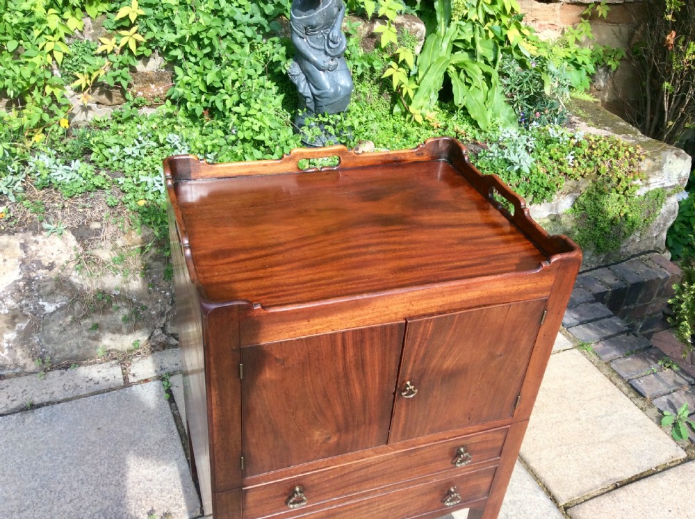 Georgian mahogany bedside commode View V