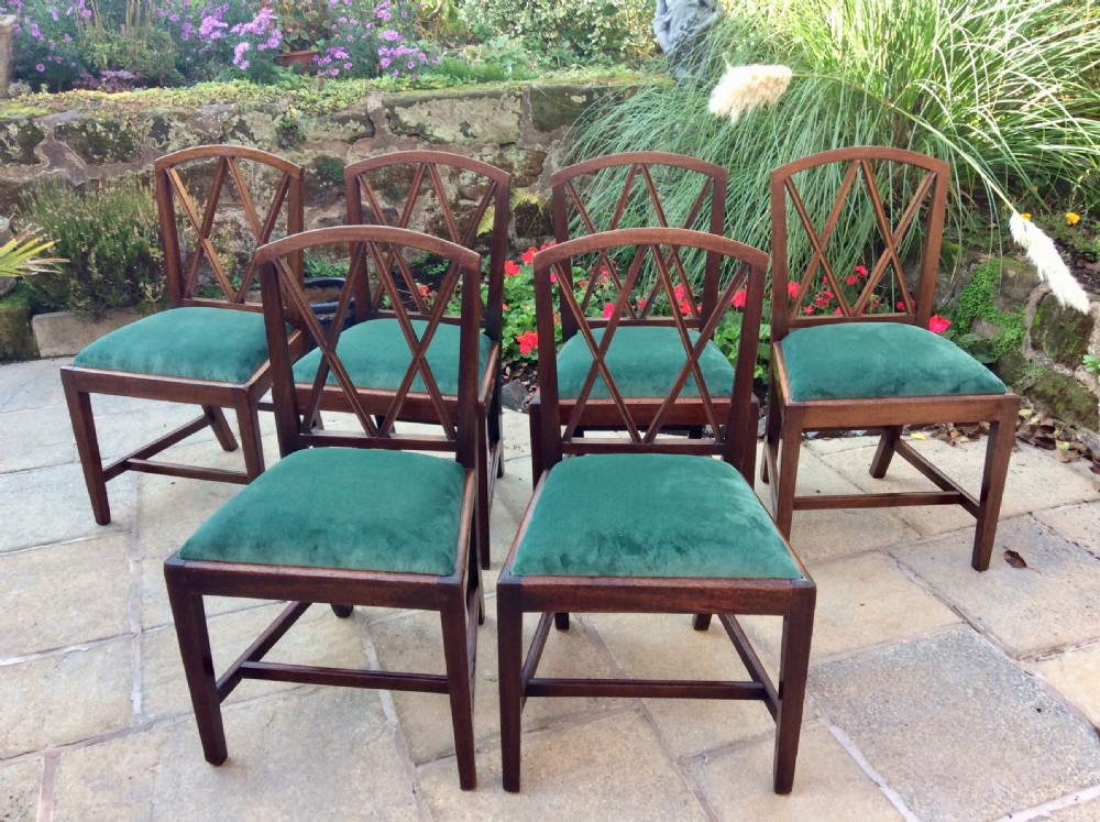 Set of six mahogany Georgian chairs