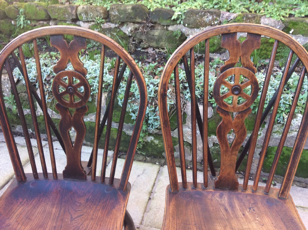 4  Windsor wheel-back chairs View III