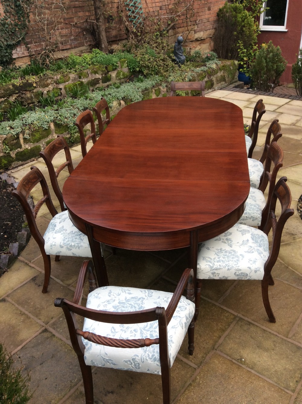 Large Georgian mahogany dining table View V