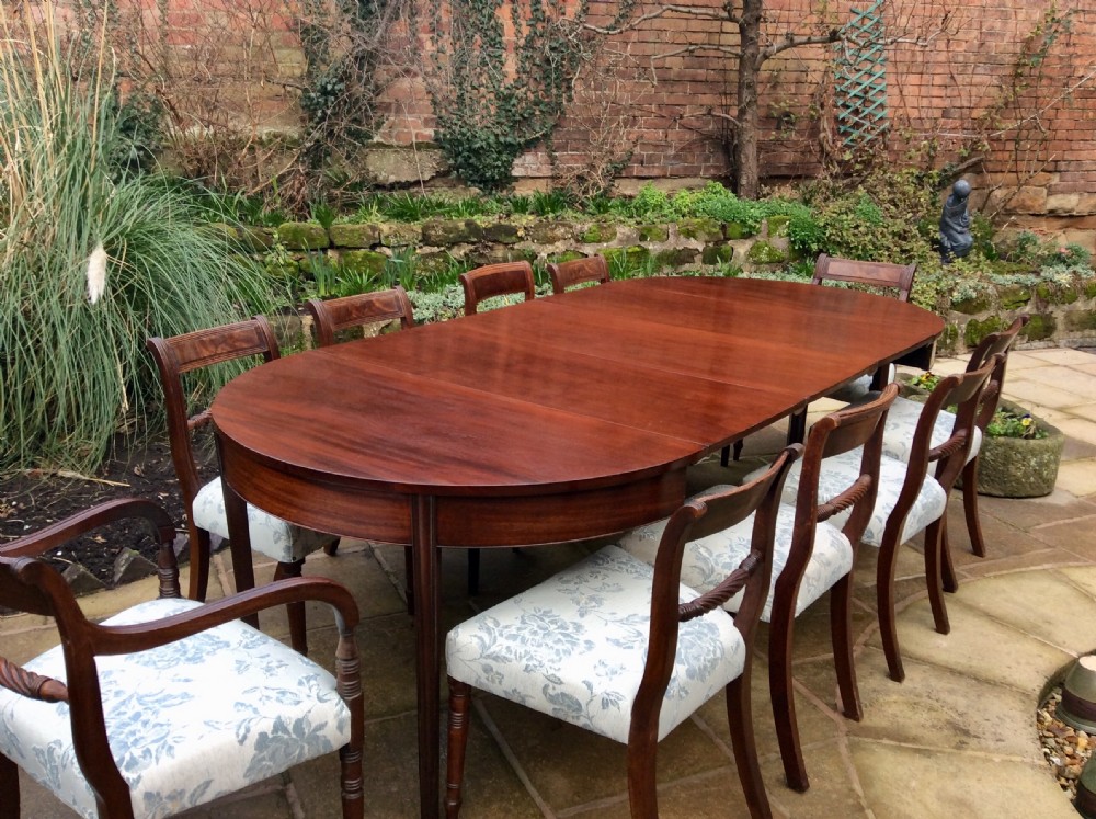 Large Georgian mahogany dining table View III