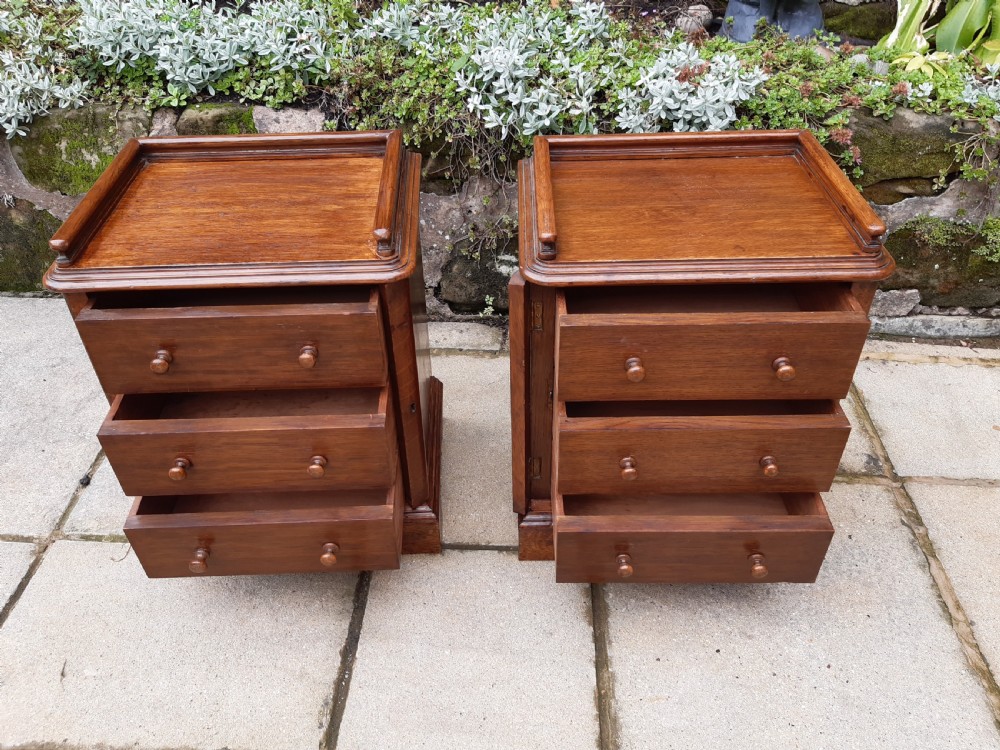 A pair of small oak set of  drawers View III