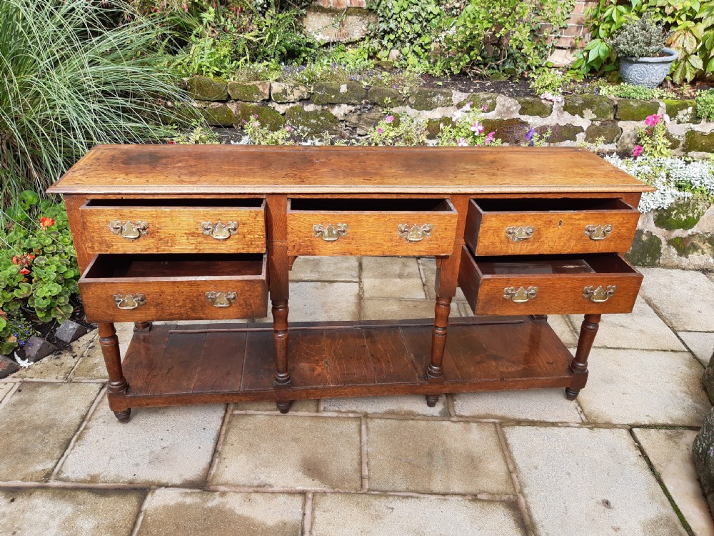 Oak dresser with potboard View VI