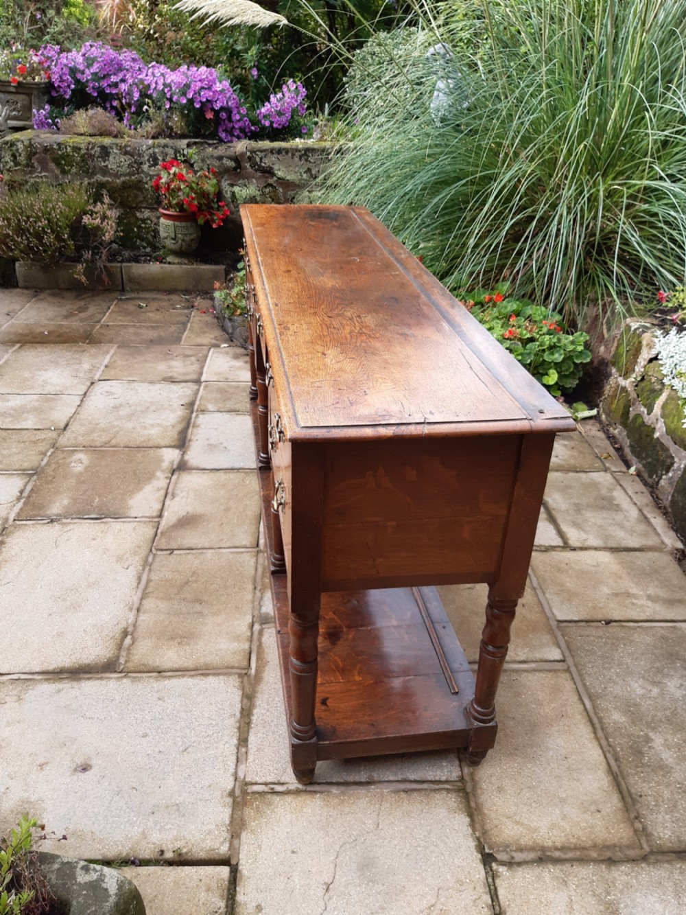 Oak dresser with potboard View VII
