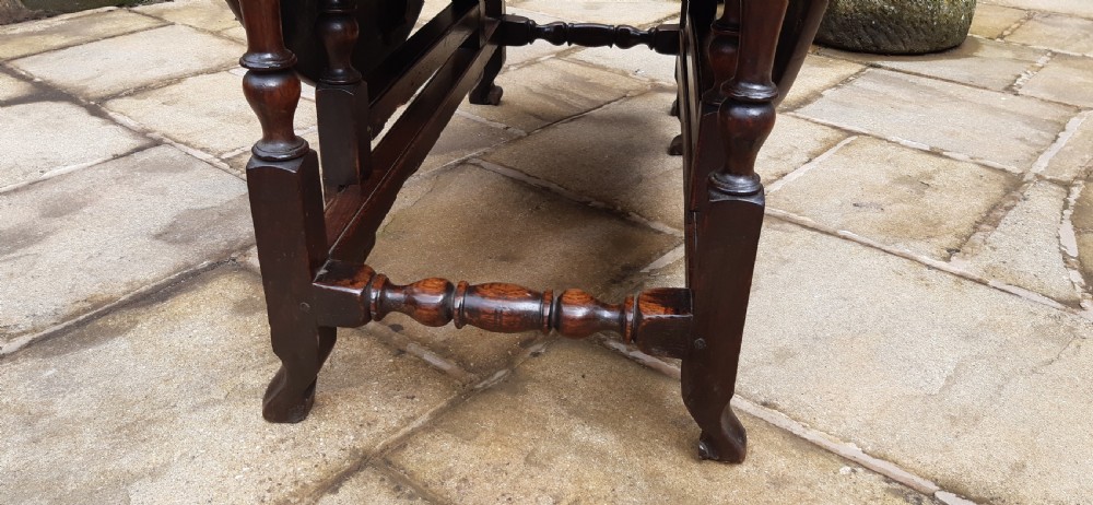 Super late 17th c oak dining table  View VIII