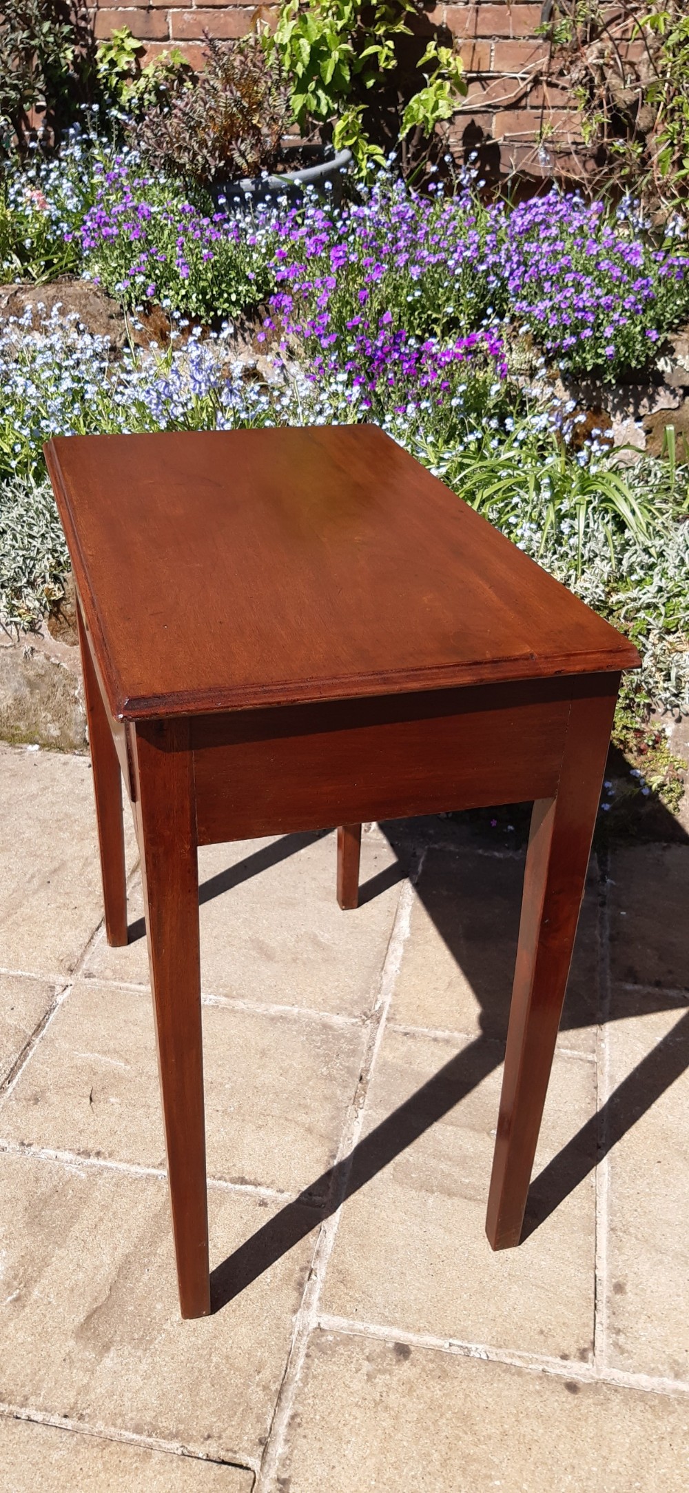 Small Georgian mahogany side table View VI