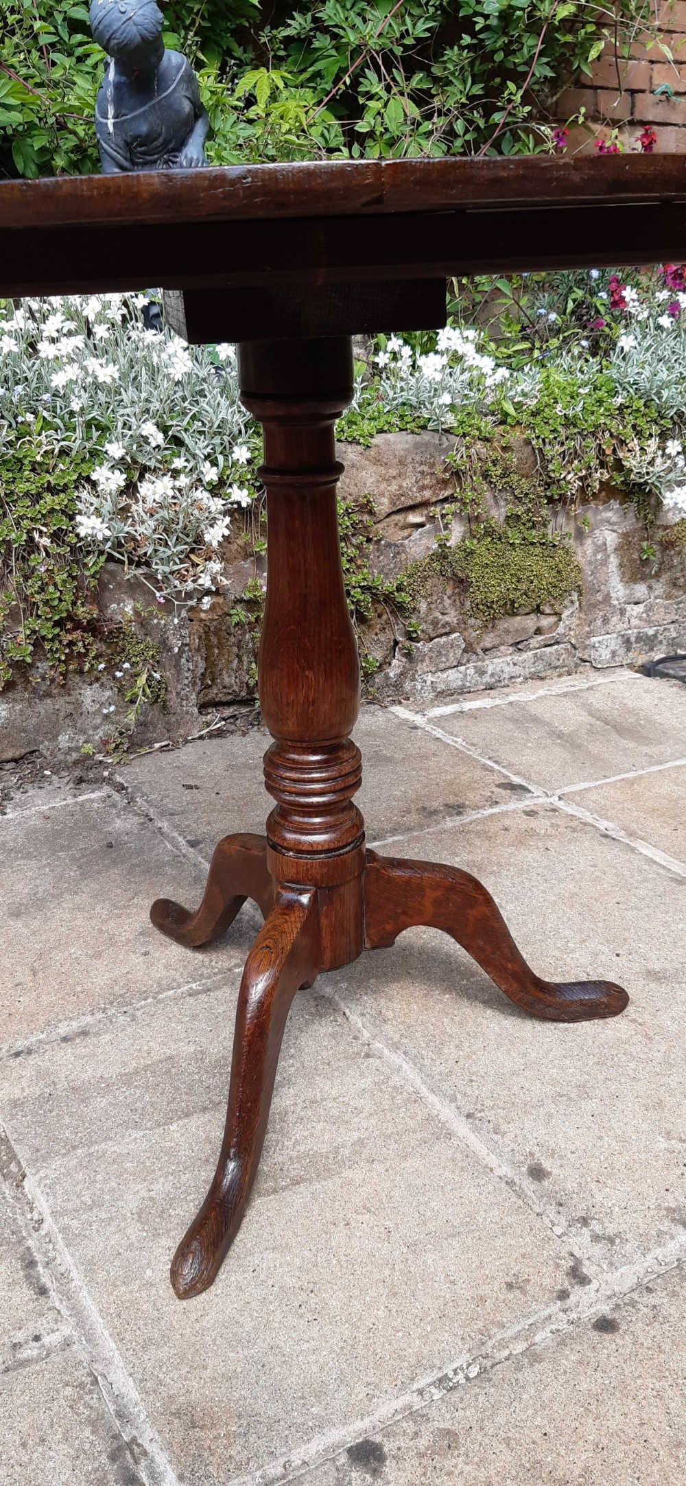 Georgian oak wine tripod table  View V