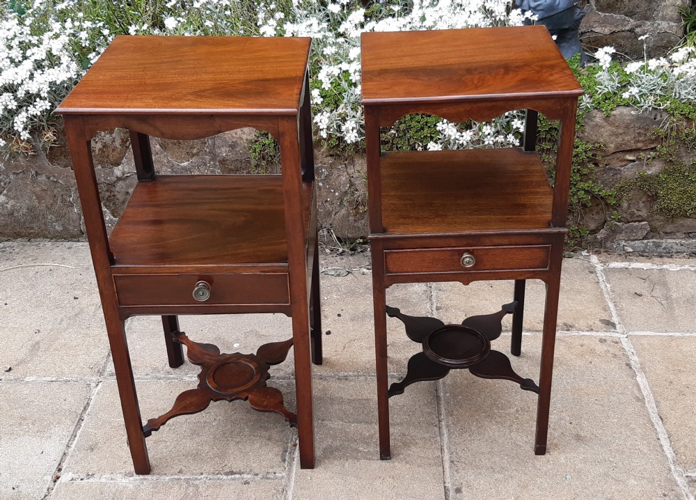 Georgian mahogany bedside table  View VI