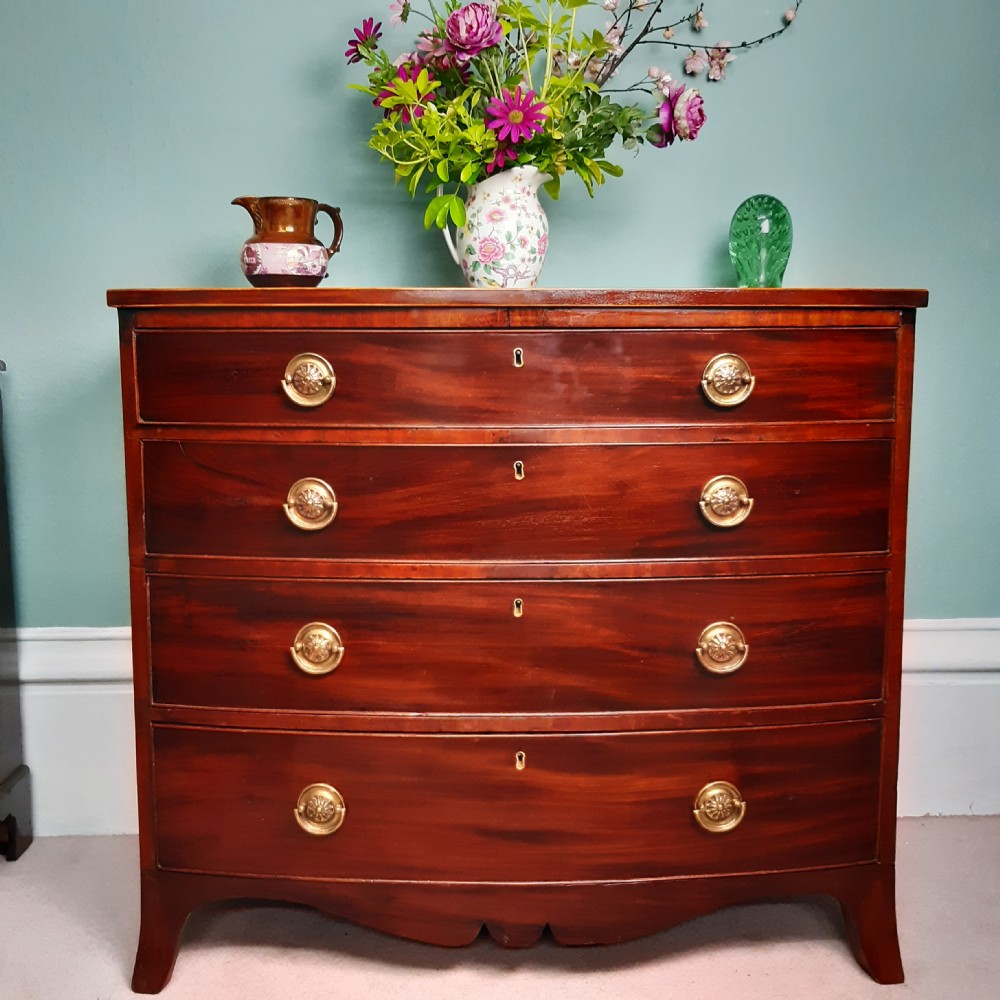 Superb small mahogany bow front chest  of drawers  View IX