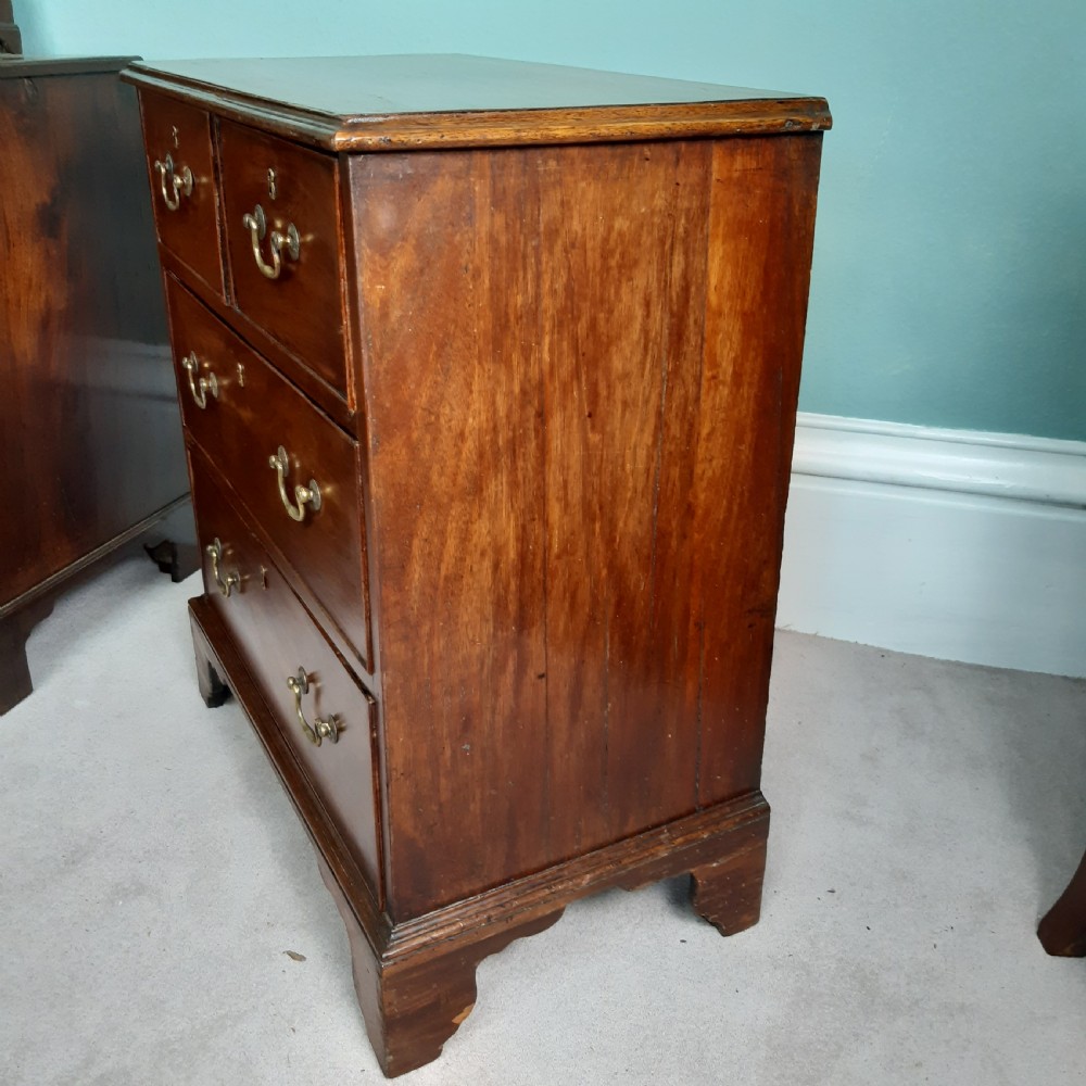 Rare Small Georgian chest  of drawers View IV