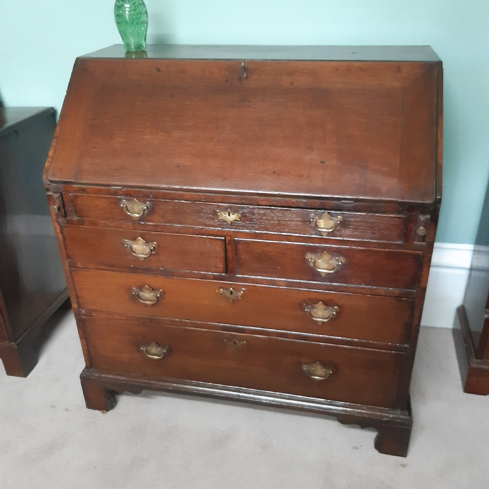 Georgian oak bureau 