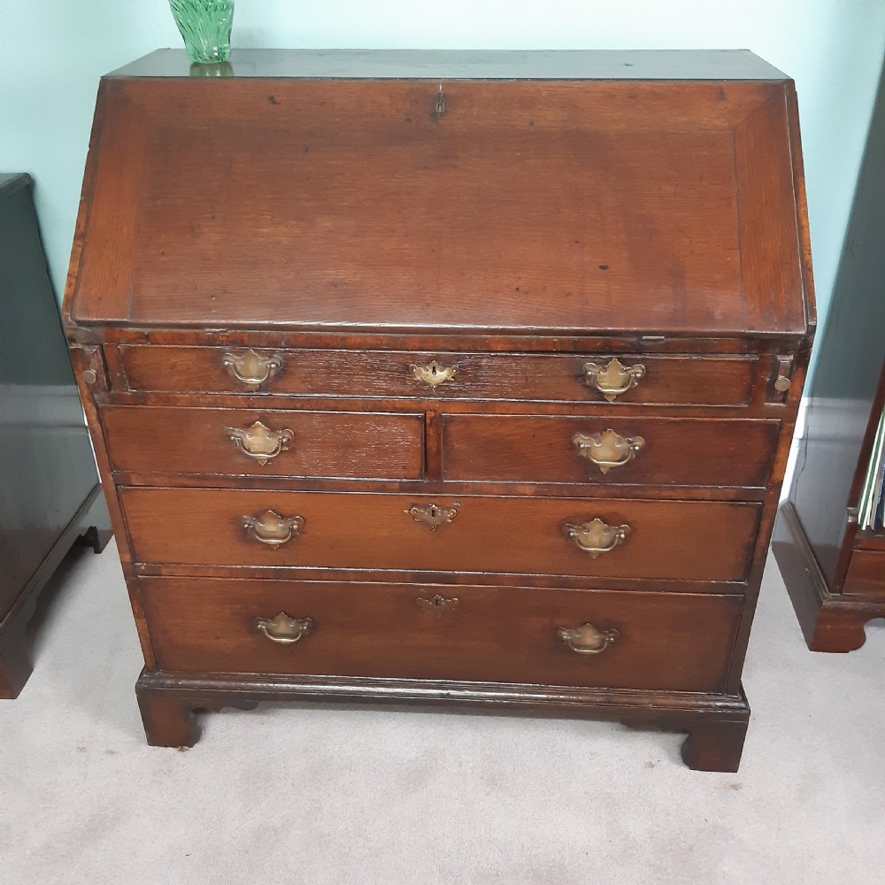Georgian oak bureau  View V