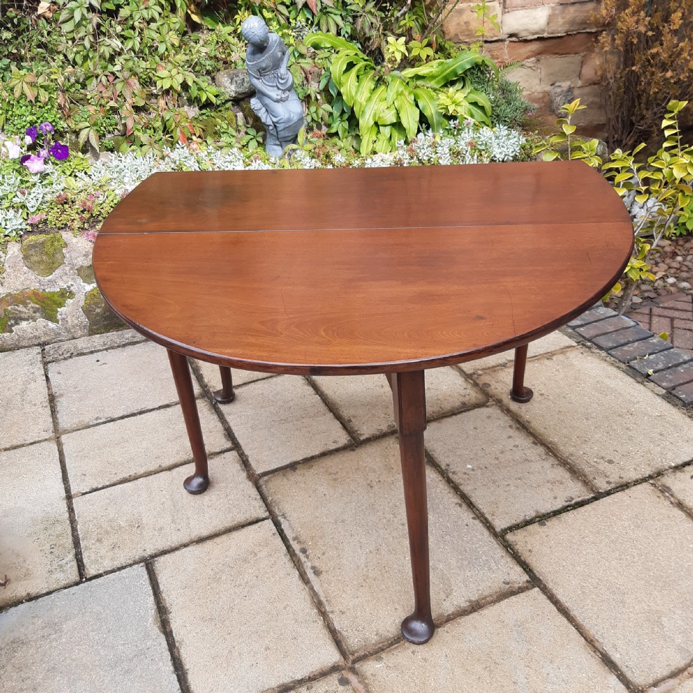 Georgian mahogany drop leaf dining table View III