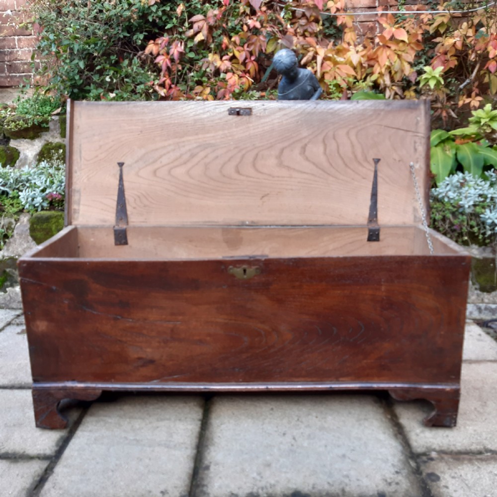rustic elm sword chest coffer  View V