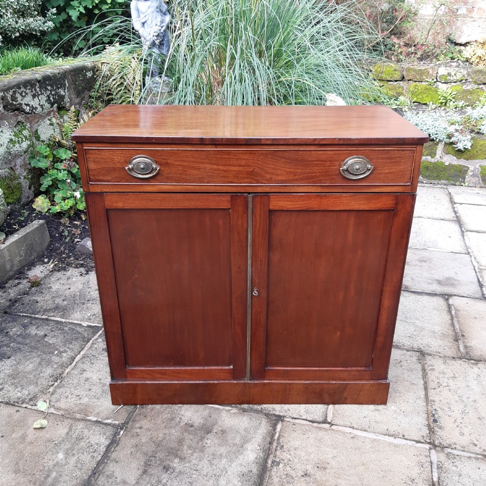 Georgian mahogany side cabinet chiffonier 
