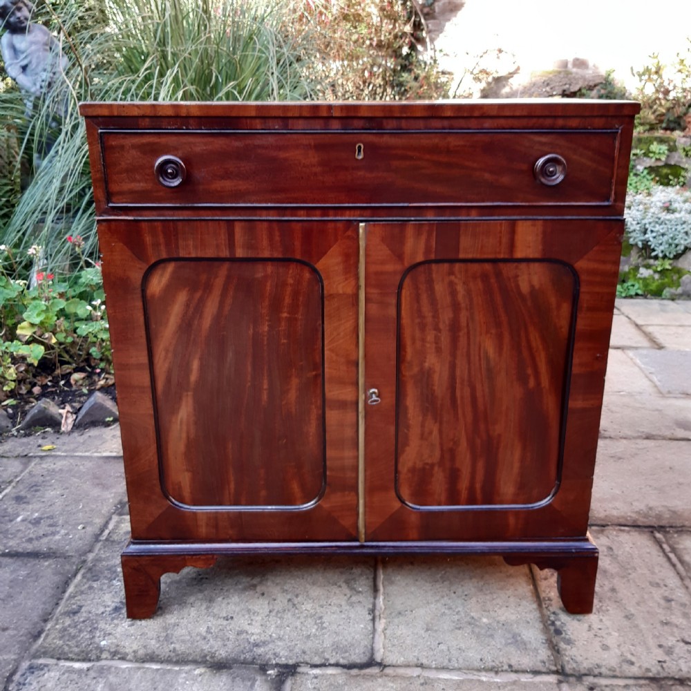 Regency side cabinet chiffonier View XI
