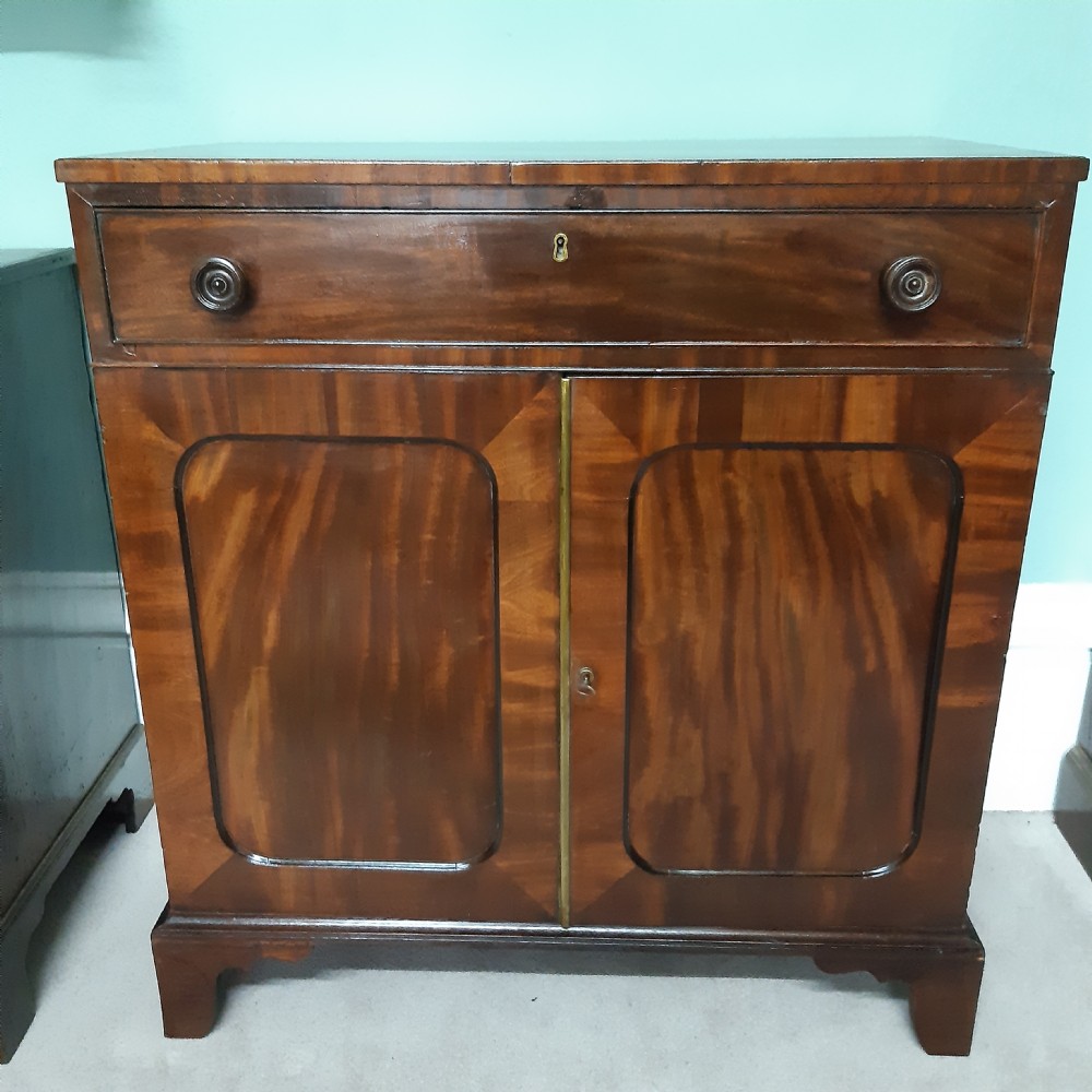 Regency side cabinet chiffonier