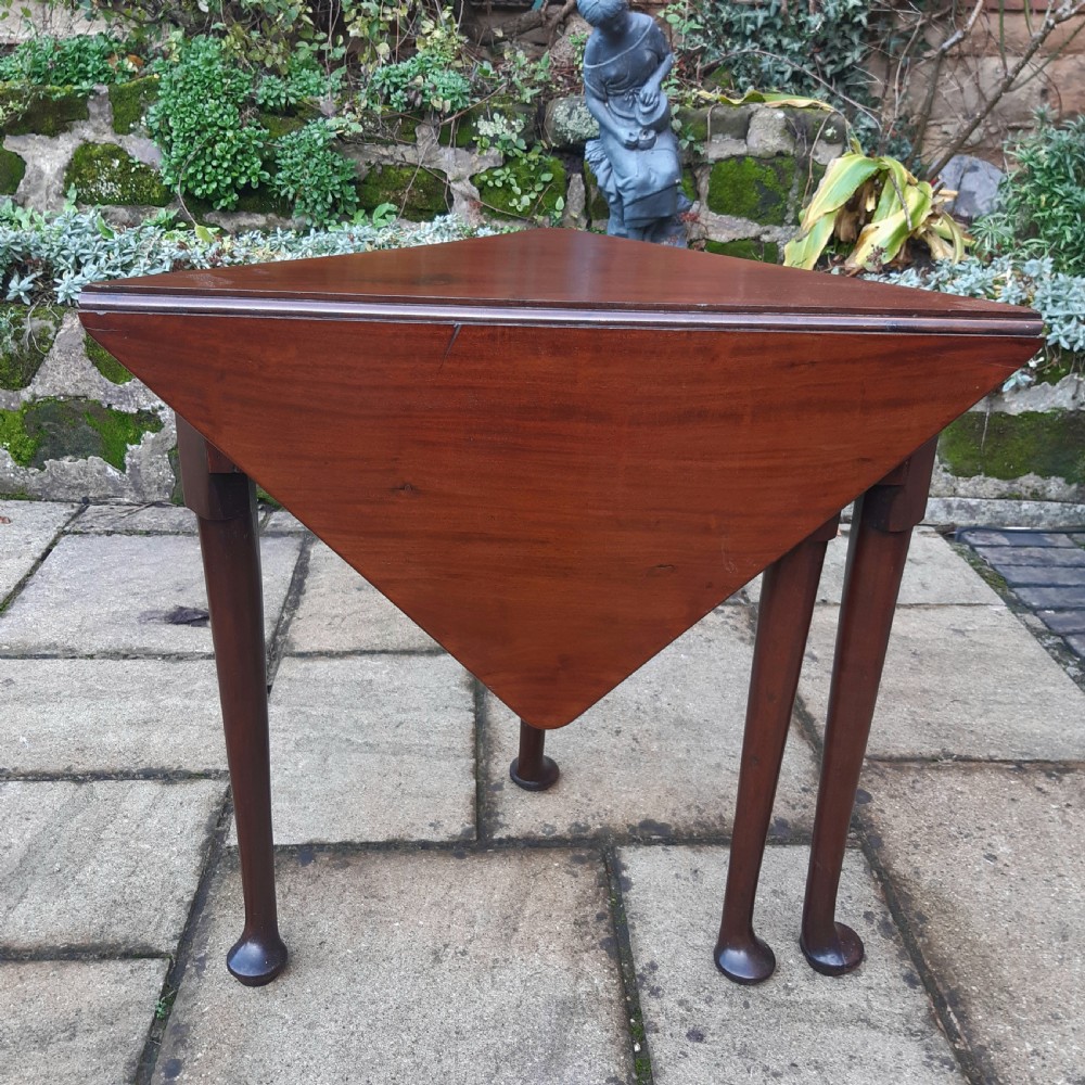 A rare, small, Georgian envelope  table