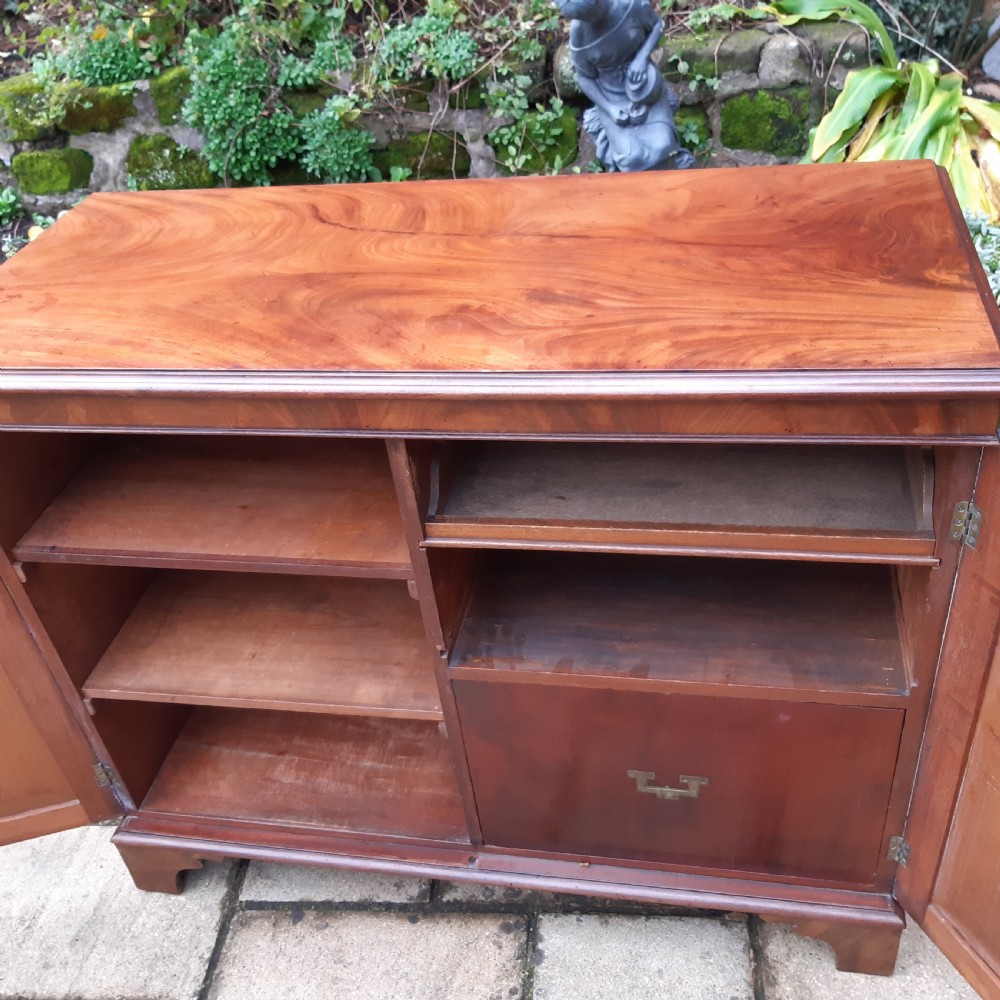 Georgian mahogany side cabinet  View III