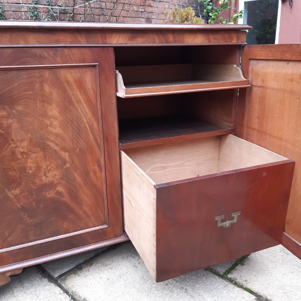 Georgian mahogany side cabinet  View XIII