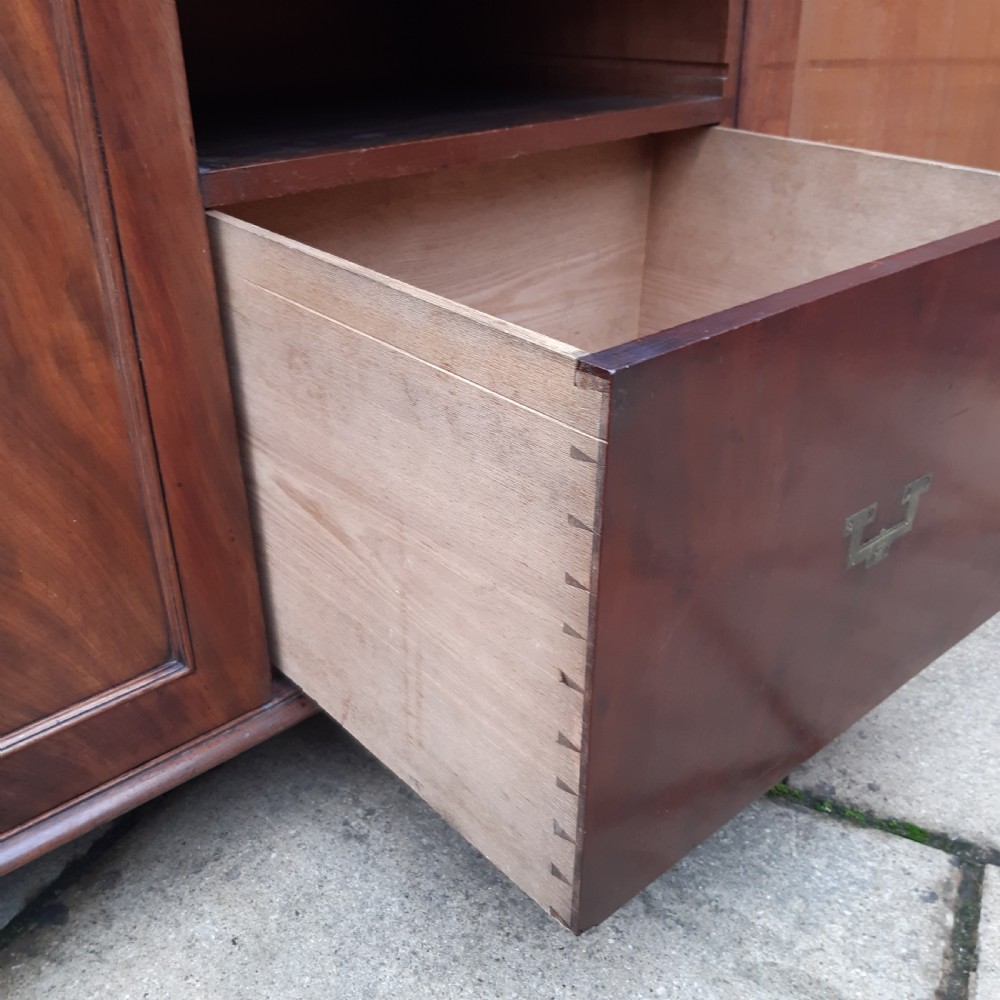 Georgian mahogany side cabinet  View XIV