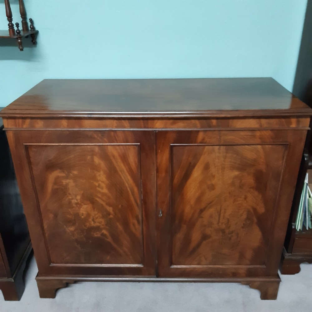 Georgian mahogany side cabinet  View XV