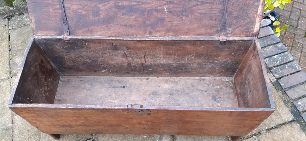 Elm coffer, sword chest  View VII