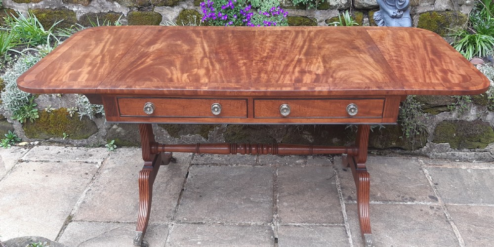 Beautiful Georgian sofa table