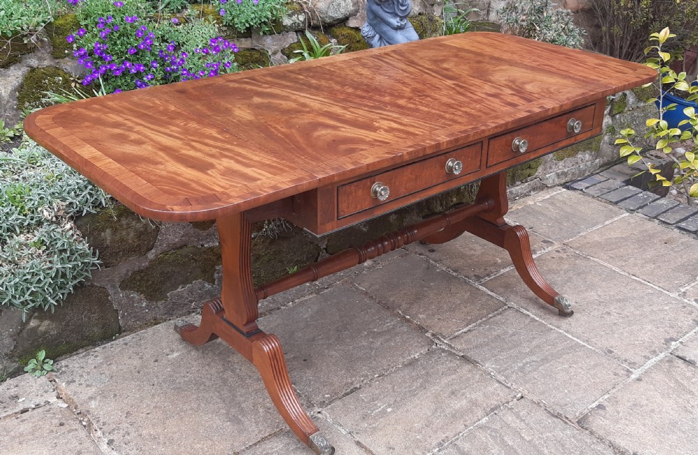 Beautiful Georgian sofa table View XV