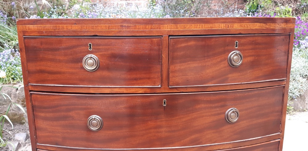 Small bowfront  or bow fronted Georgian chest of drawers View II
