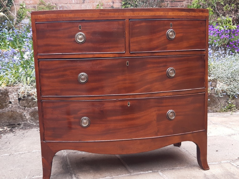 Small bowfront  or bow fronted Georgian chest of drawers View III
