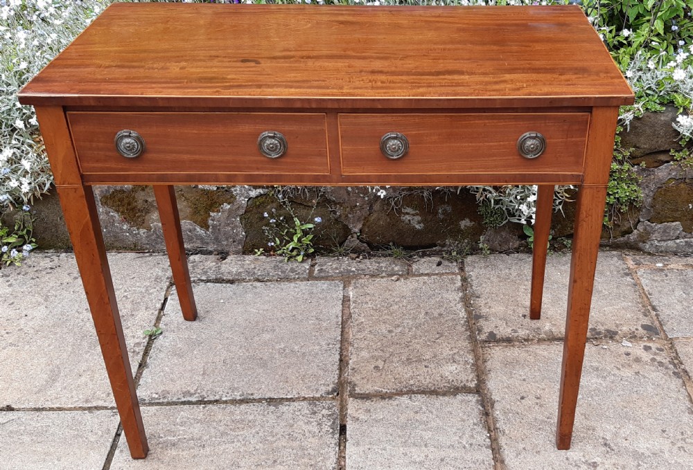Lovely Georgian mahogany side writing table View II