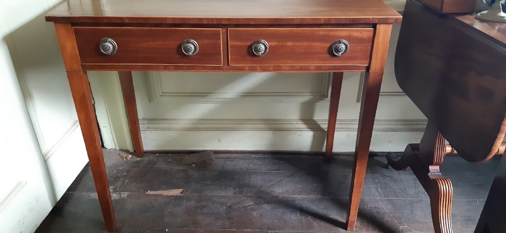 Lovely Georgian mahogany side writing table View X