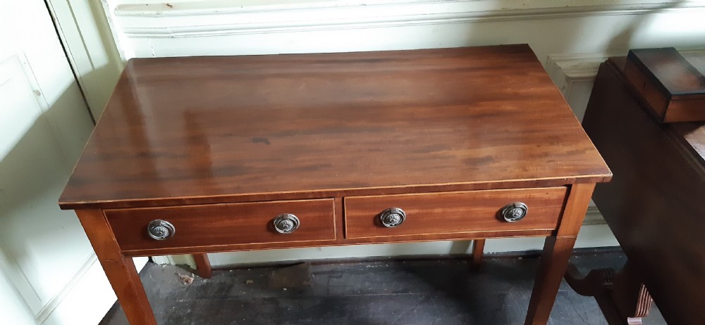 Lovely Georgian mahogany side writing table View XI