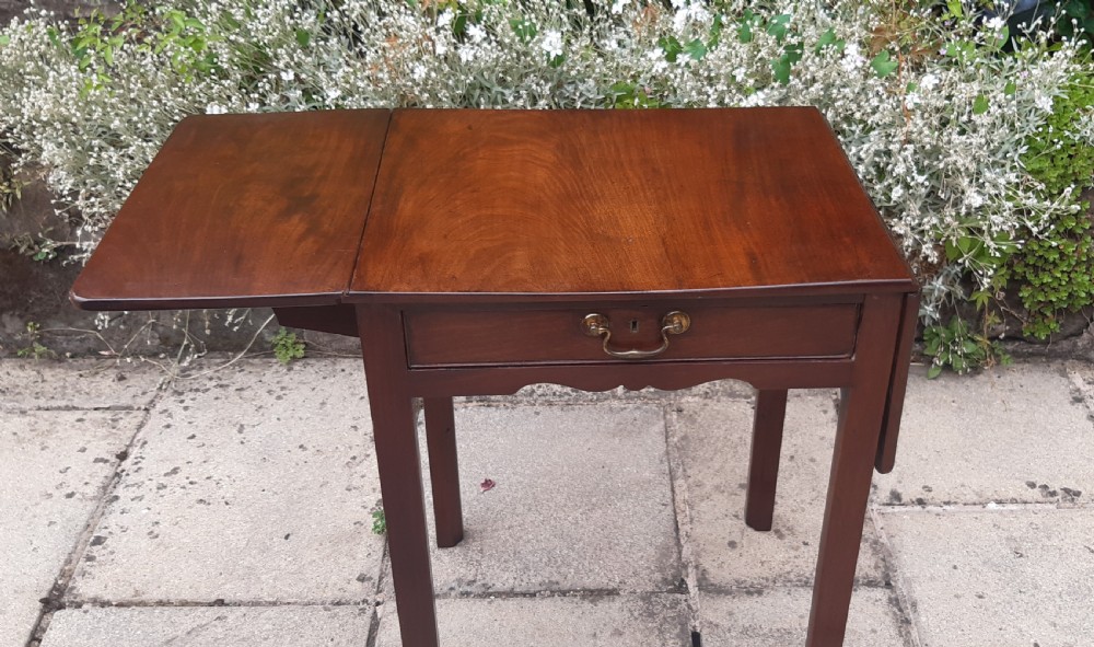 Small Georgian side table View V