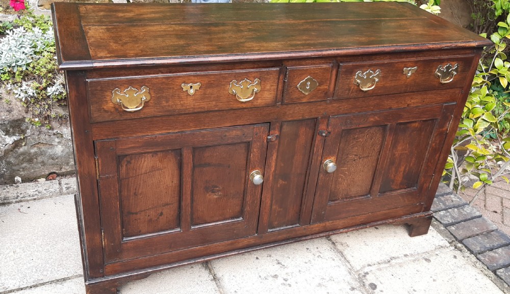 Oak dresser base View III