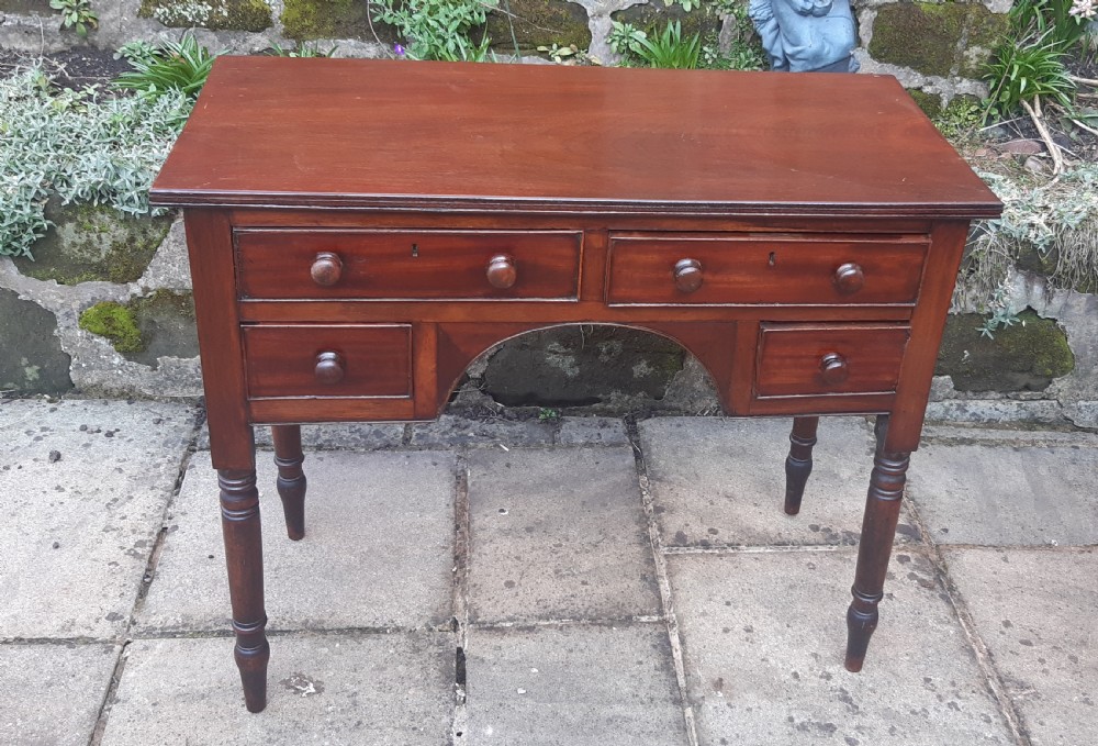 Mahogany dressing table  View III