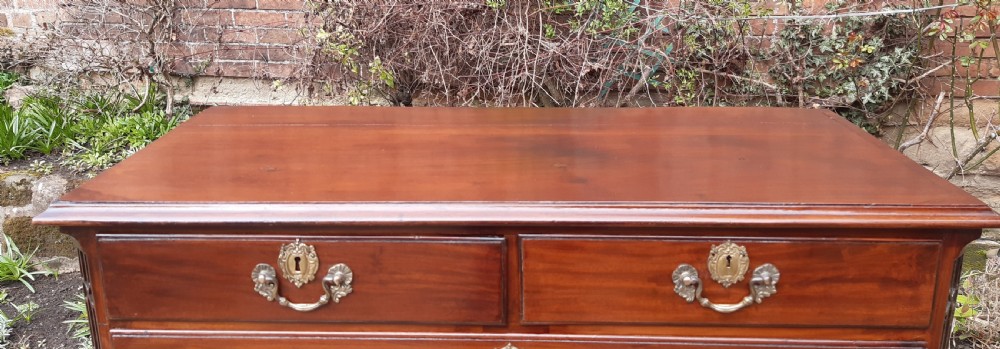A rare sized Georgian chest on chest  View V