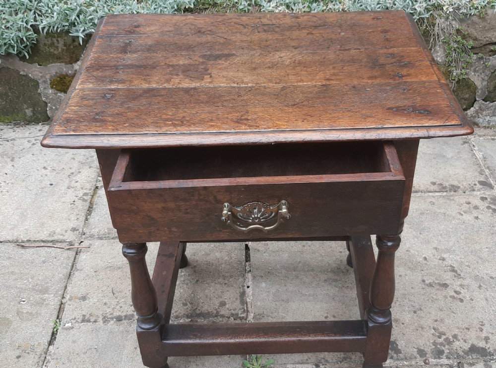 Small oak low table View VIII