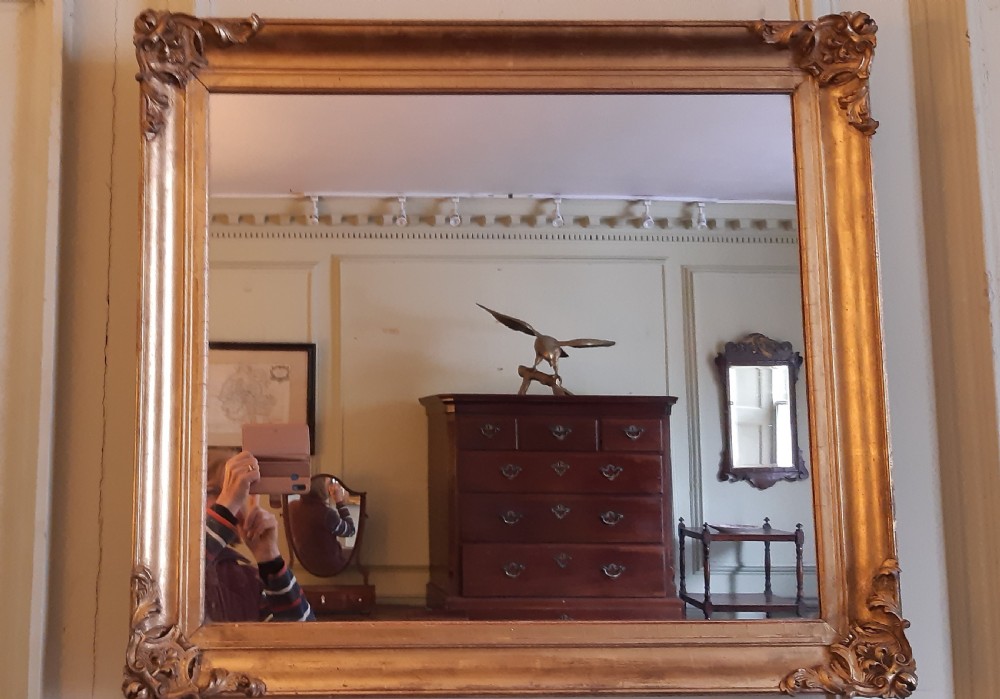 Gilt wall mirror 