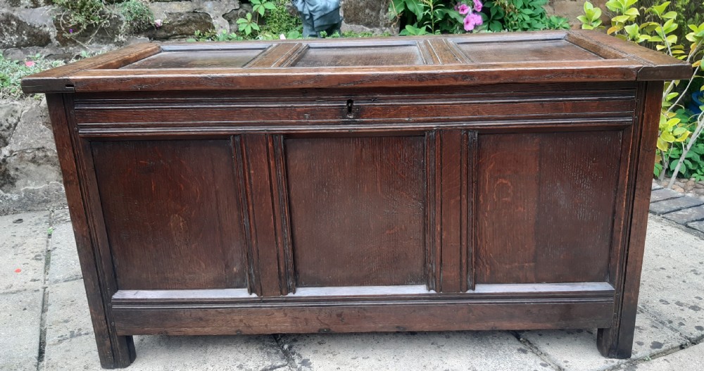 Oak coffer