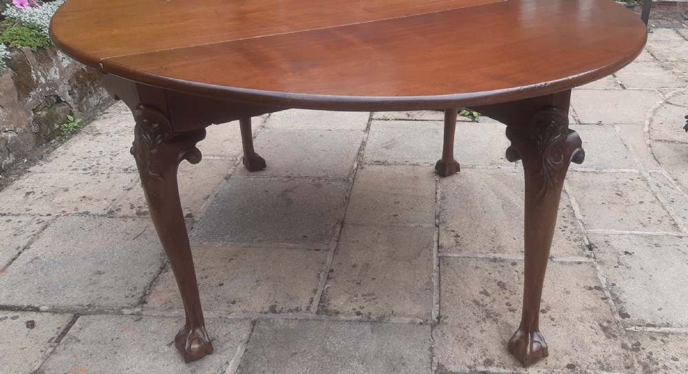 Superb Georgian drop leaf table  View XVI