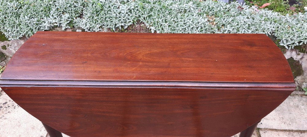 Small drop leaf table Georgian  View IV